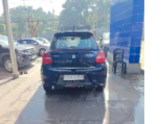used MARUTI SWIFT at GUWAHATI  in Poddar Car World